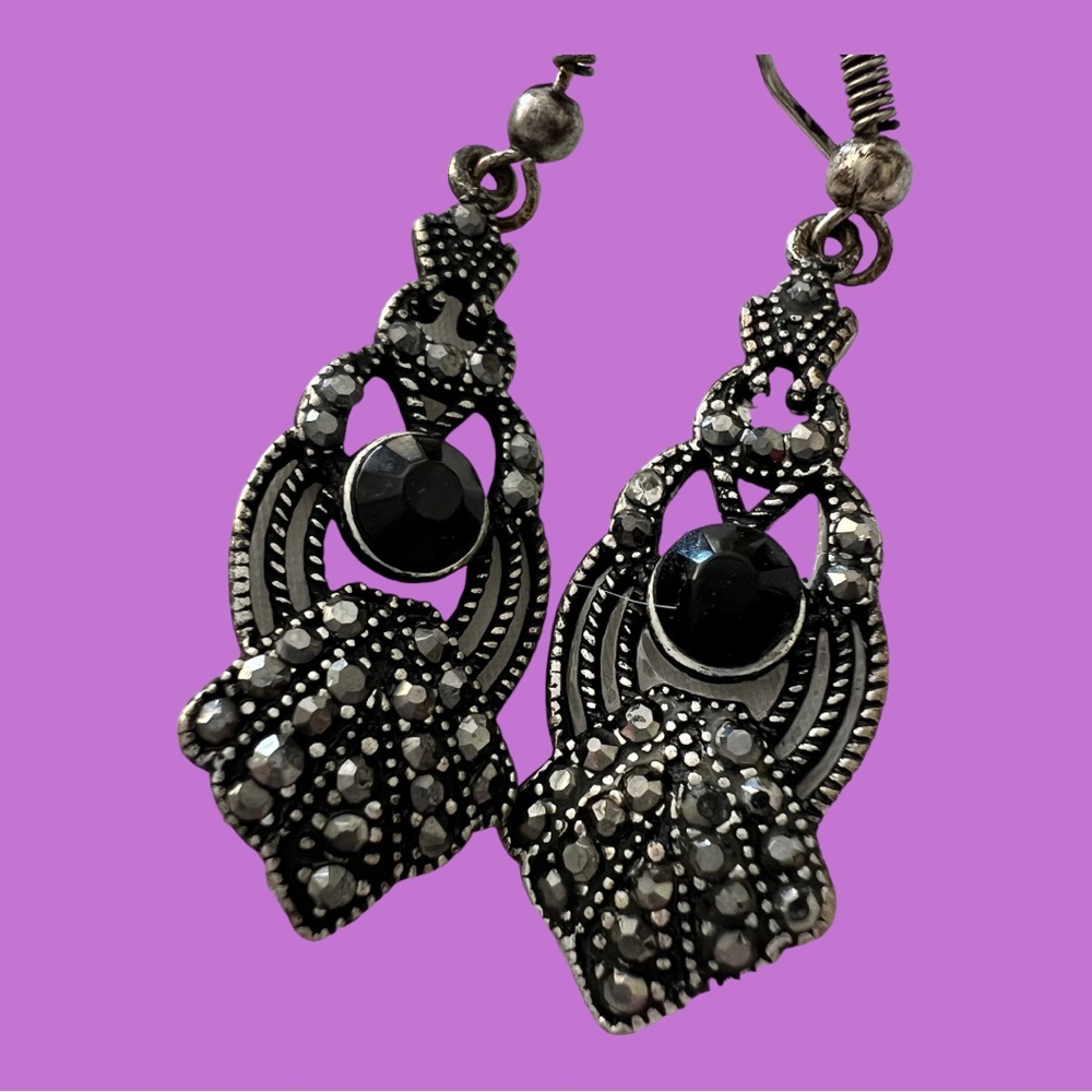 Vintage silver and black earrings